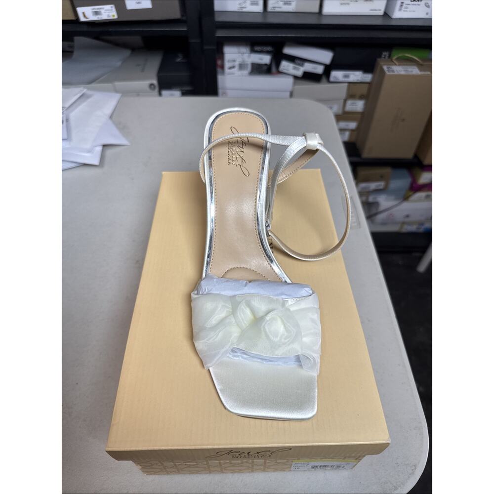 Women's 10 Jewel Badgley Mischka Fayola Dress Knot Sandals Ivory Satin - Picture 3 of 5